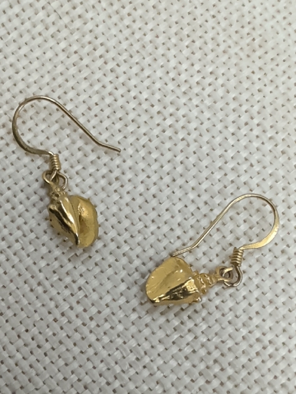 Vintage Gold Tone Conch Shell Dangle Earrings Coastal Estate Jewelry - Picture 11 of 17